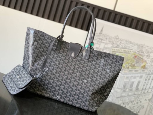 Goyard Saint Louis PM Bag Grey