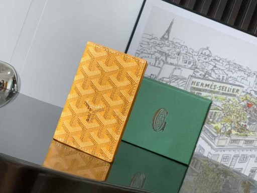 Goyard Saint-Pierre-Kártya Tárca Sárga