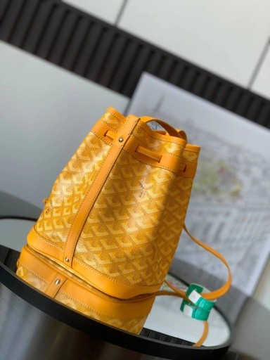 Goyard Petit Flot Buicéad Mála Buí