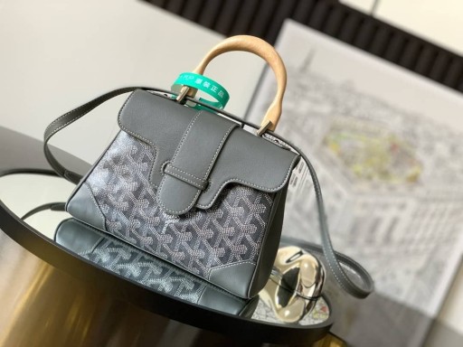 Goyard Saïgon Souple Mini Bag Grigio