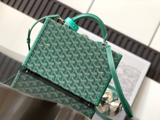 Goyardグランドホテル基幹バッグ緑