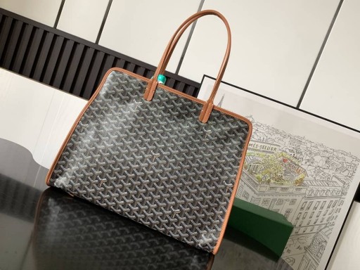 Goyard Hardy PM Bag Black & Tan