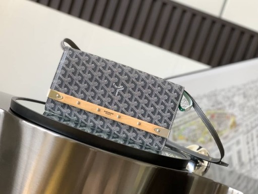 Goyard Monte-Carlo PM Embrayage Gris